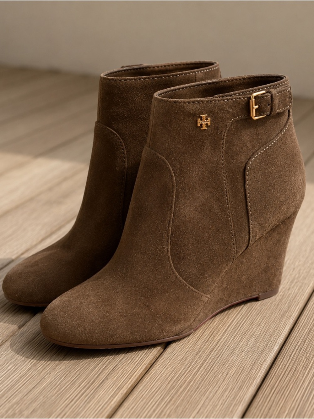 Tory Burch Brown Suede Wedge Ankle Boots Size 7M Leather Made in Brazil